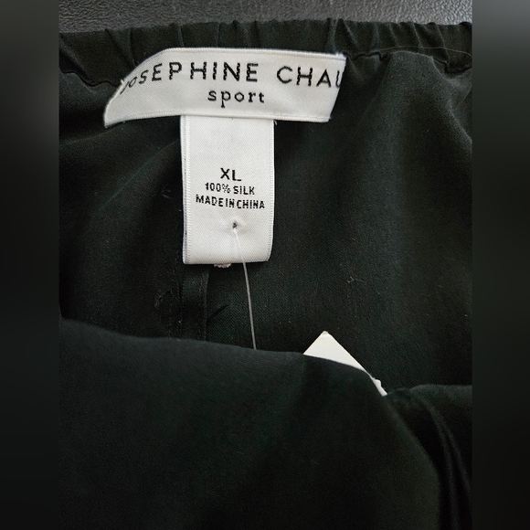 NWT - Josephine Chaus Sport Black Mid-Weight Silk Gaucho Pants - Size XL - Picture 6 of 6